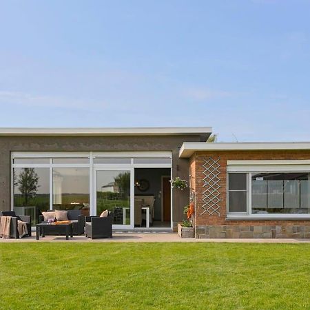 Huswell - Bungalow With Garden At 5 Minutes From The Beach Villa Де Хаан Екстериор снимка