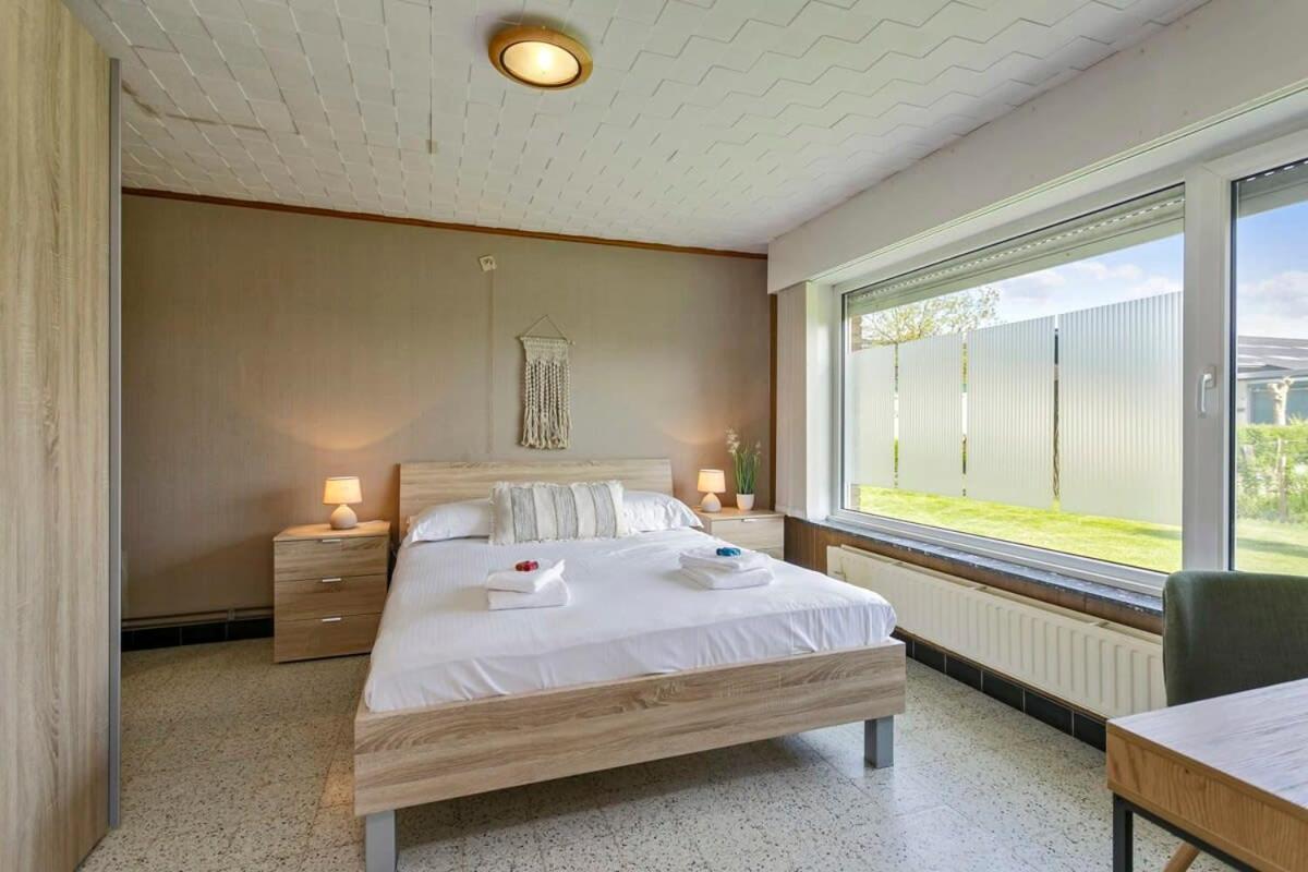 Huswell - Bungalow With Garden At 5 Minutes From The Beach Villa Де Хаан Екстериор снимка