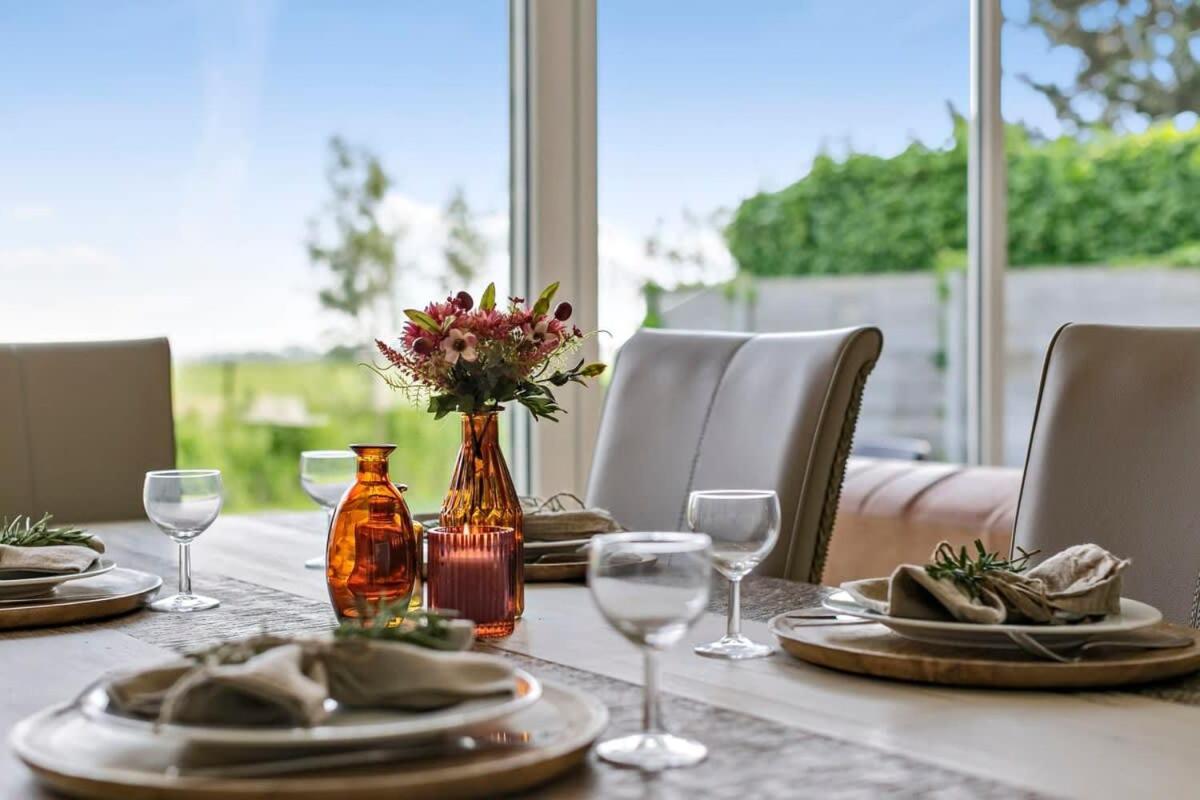 Huswell - Bungalow With Garden At 5 Minutes From The Beach Villa Де Хаан Екстериор снимка