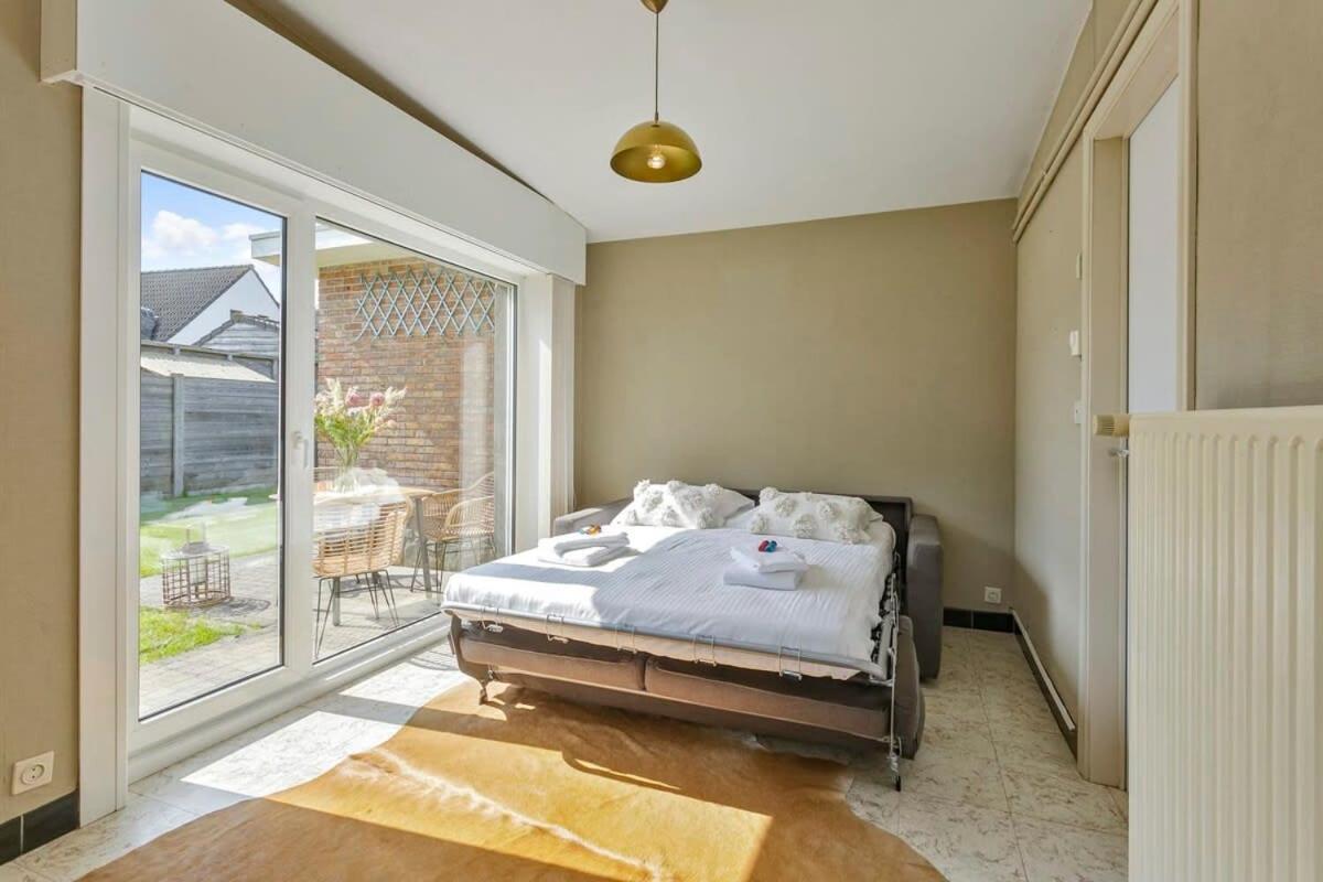 Huswell - Bungalow With Garden At 5 Minutes From The Beach Villa Де Хаан Екстериор снимка