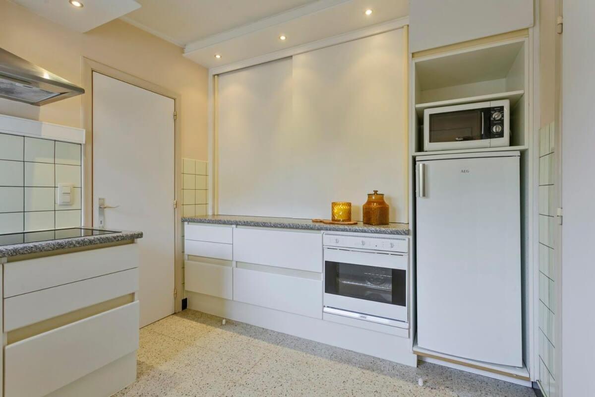 Huswell - Bungalow With Garden At 5 Minutes From The Beach Villa Де Хаан Екстериор снимка