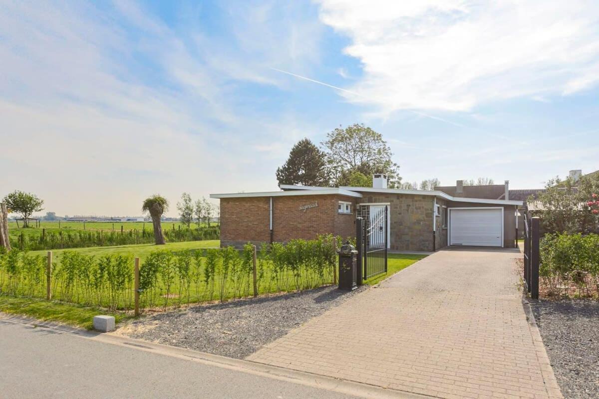 Huswell - Bungalow With Garden At 5 Minutes From The Beach Villa Де Хаан Екстериор снимка